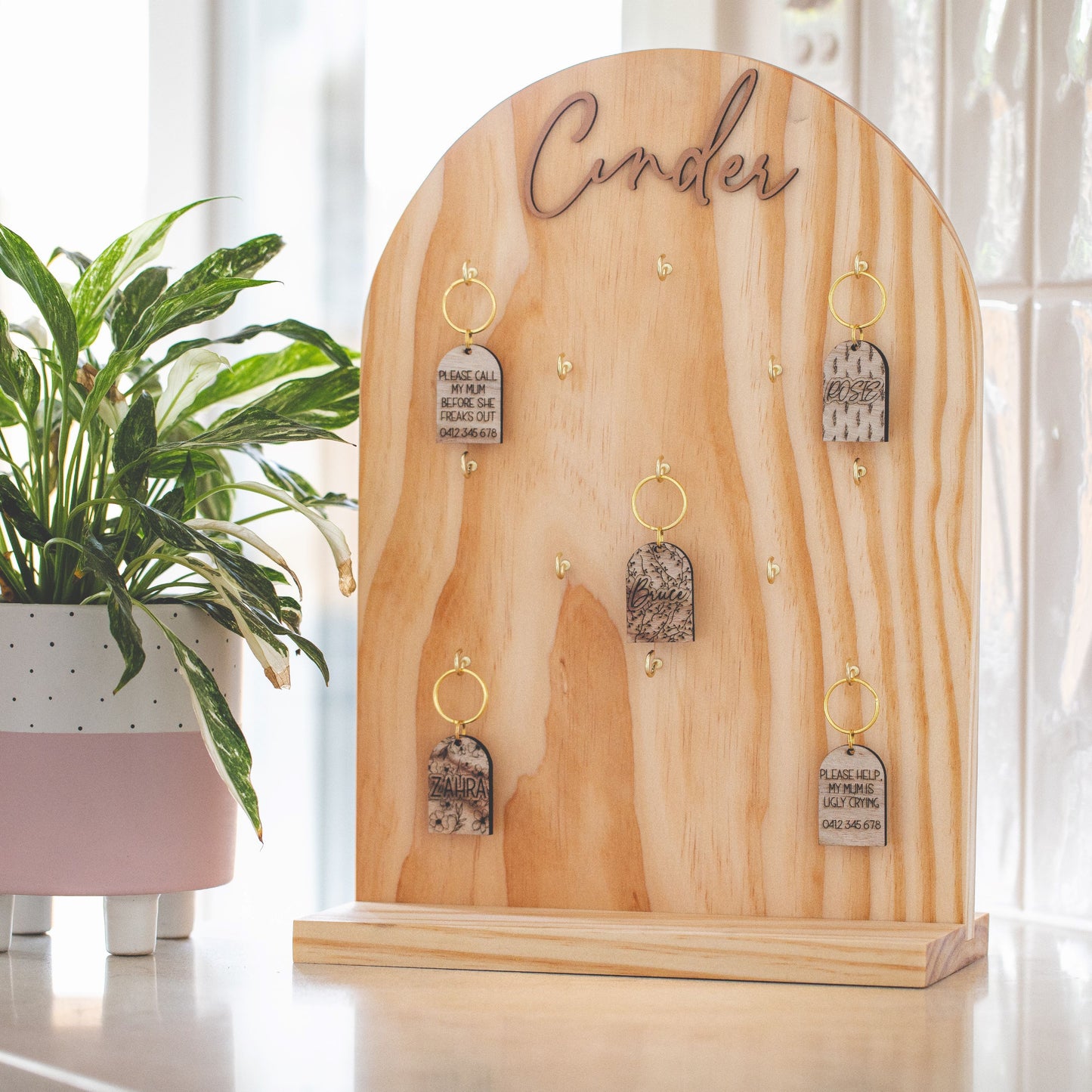 ID Tag Stand (With spinner)