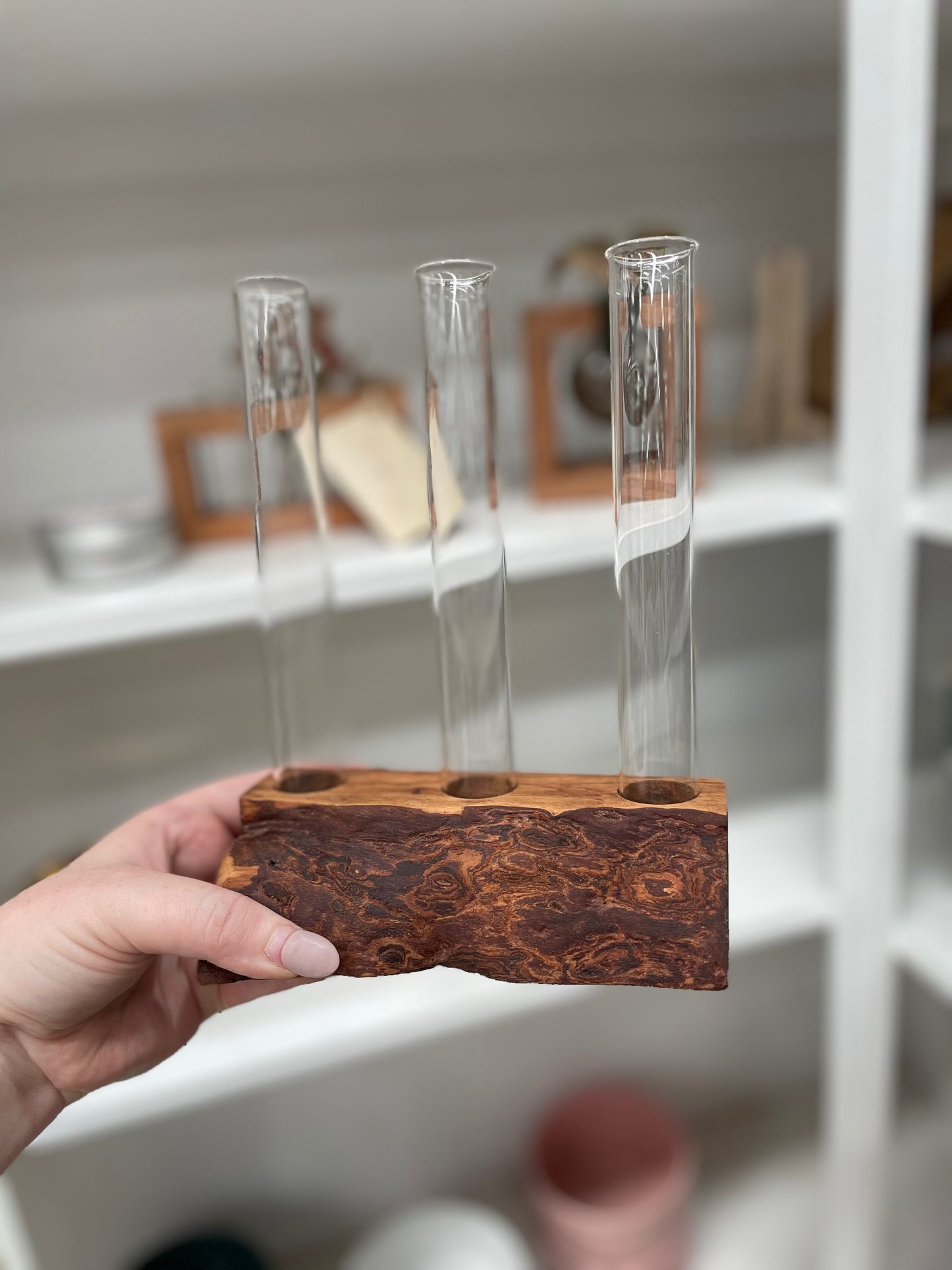 Live Edge prop station